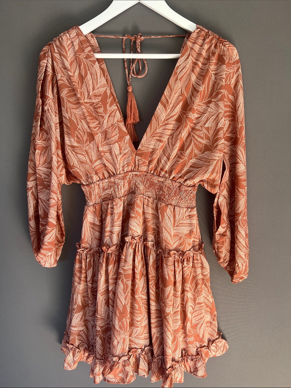 Vici Boho Ruffle Mini Dress Rust Print Size Medium NWT